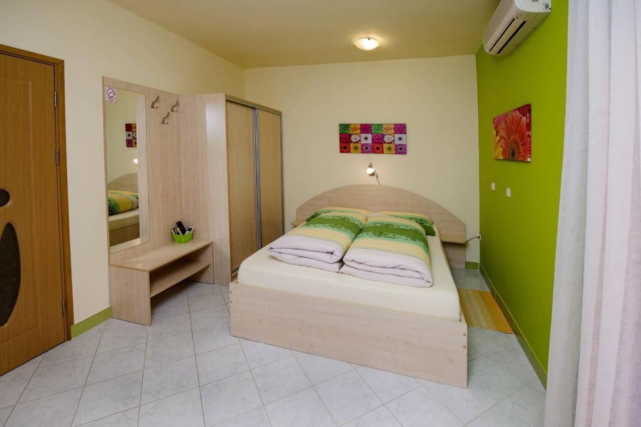 Apartments Erik B&B Adults Only Rovinj Bilik gambar