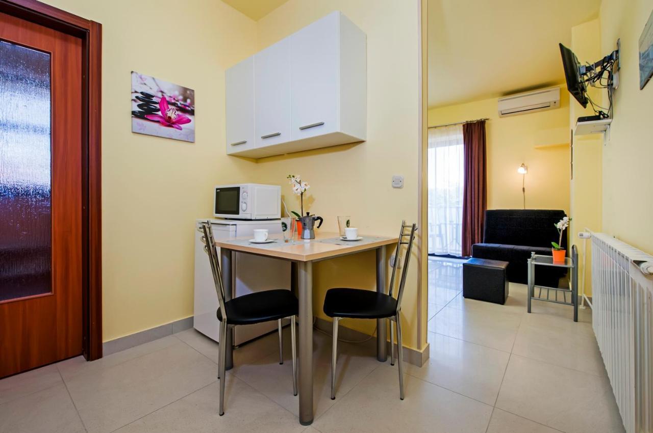 Apartments Erik B&B Adults Only Rovinj Luaran gambar