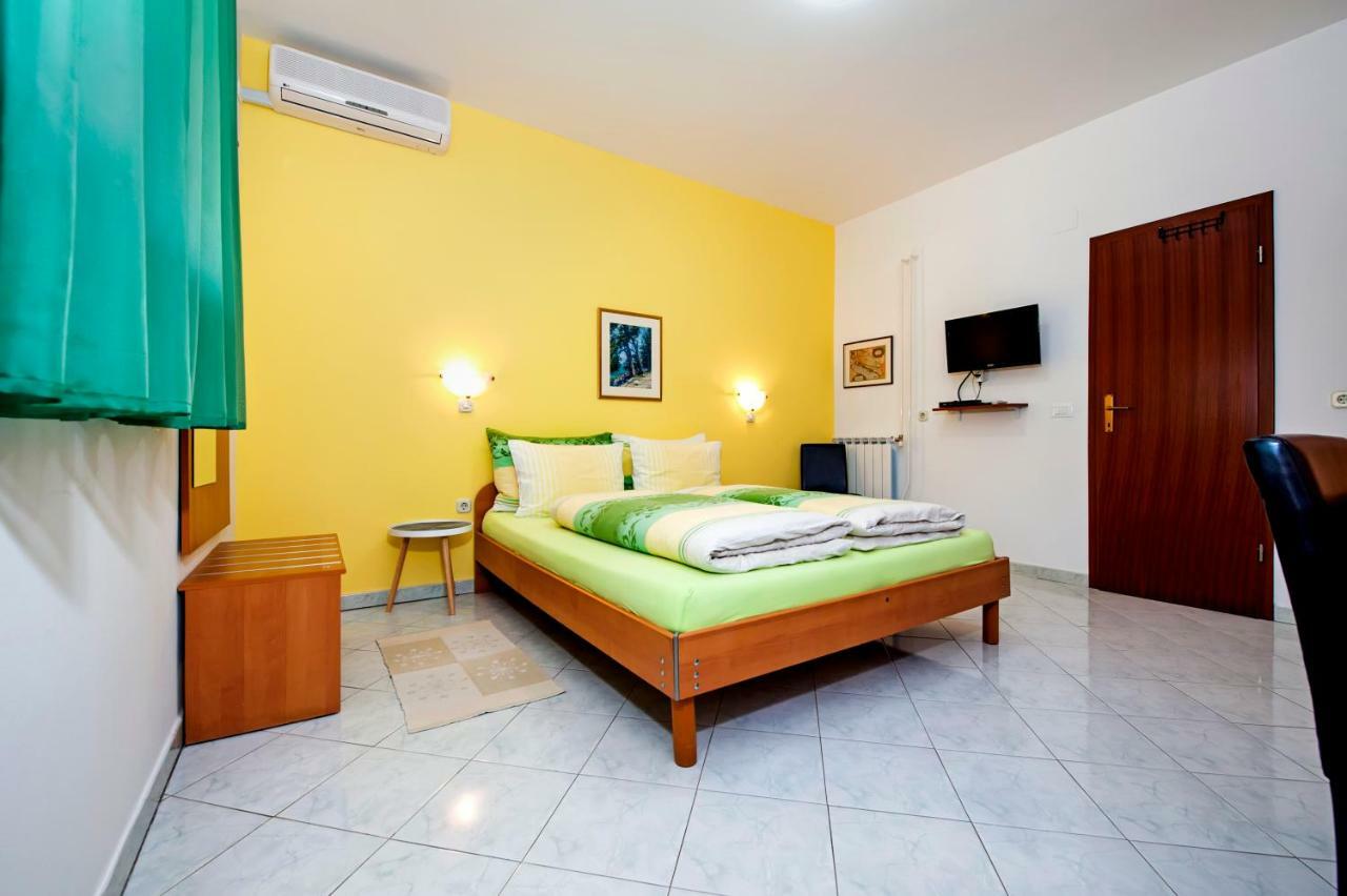 Apartments Erik B&B Adults Only Rovinj Luaran gambar